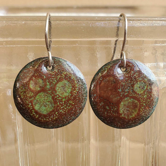 Small Brown Copper Circle Earrings with a Green Crackle Design