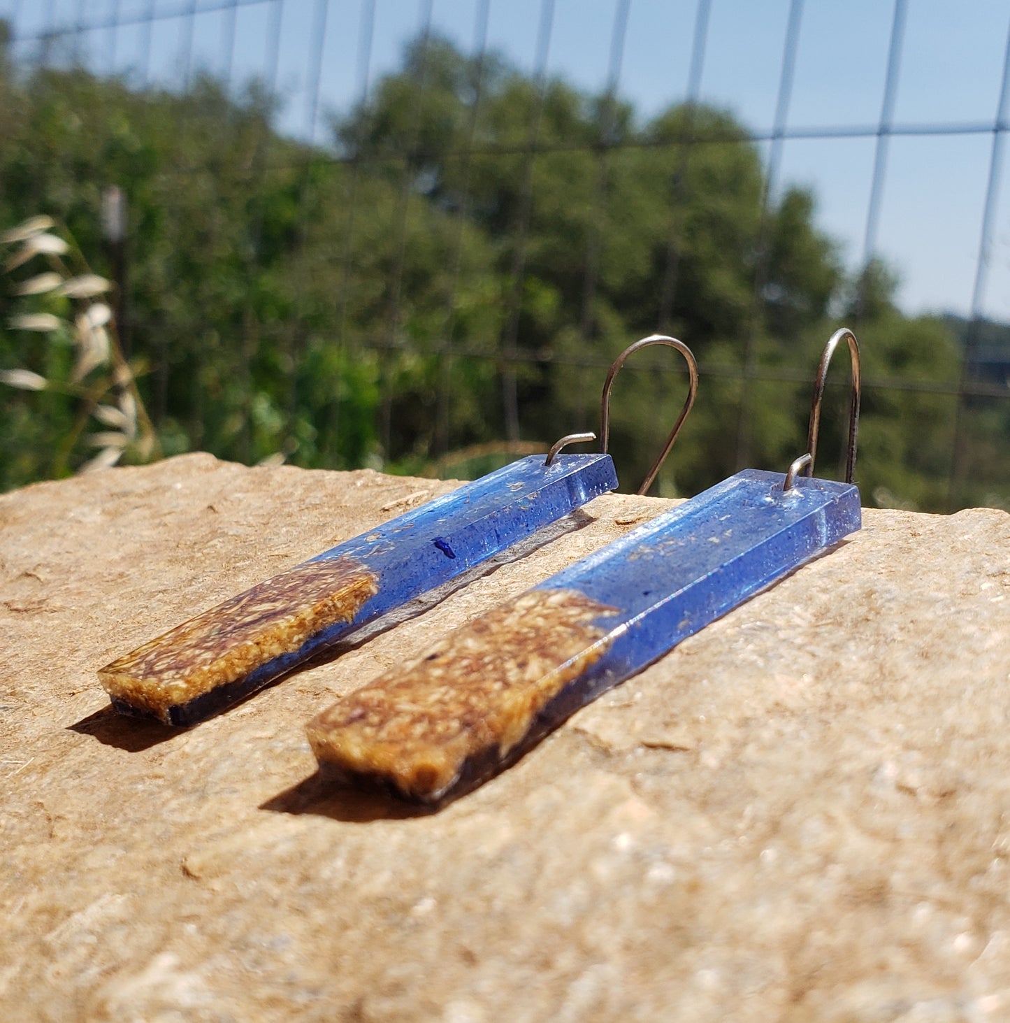 Beachy Transparent Blue & Gold Earrings – Coastal-Inspired Handmade Resin Jewelry